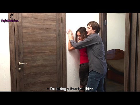 ❤️ I-Realtor e-Sexy idlala i-pussy kunye ne-Fucks ngelixa ithengisa igumbi layo-Krempai ☑  kumanyala xh.pi-porno.ru